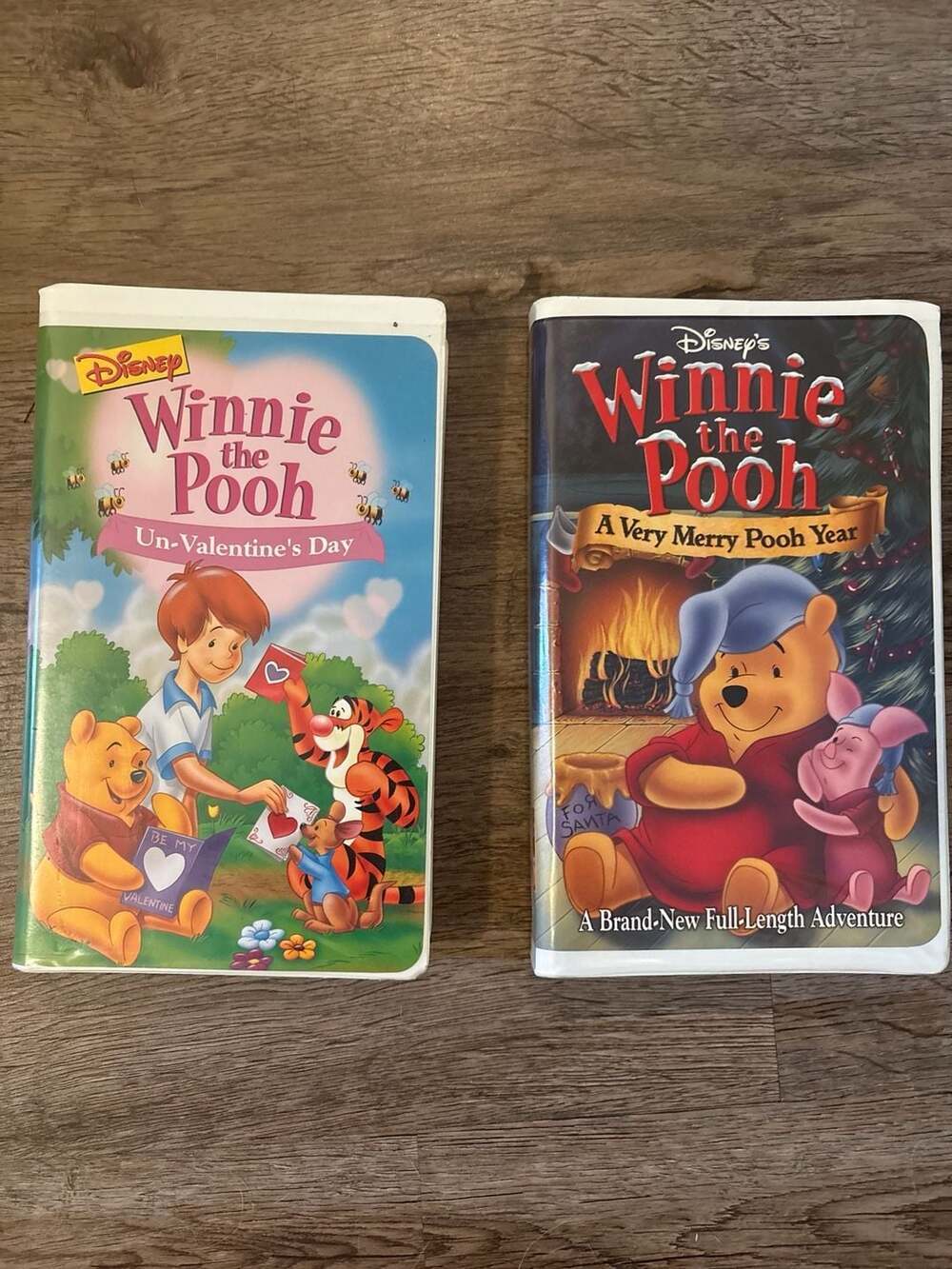 Disney's Winnie the Pooh: Un-Valentine's Day & A Very Merry Pooh Year VHS Lot
